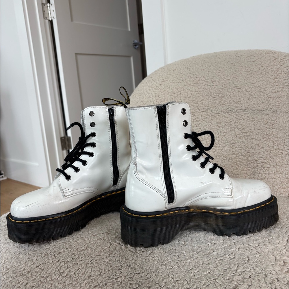 Dr. Martens Jadon white US 7